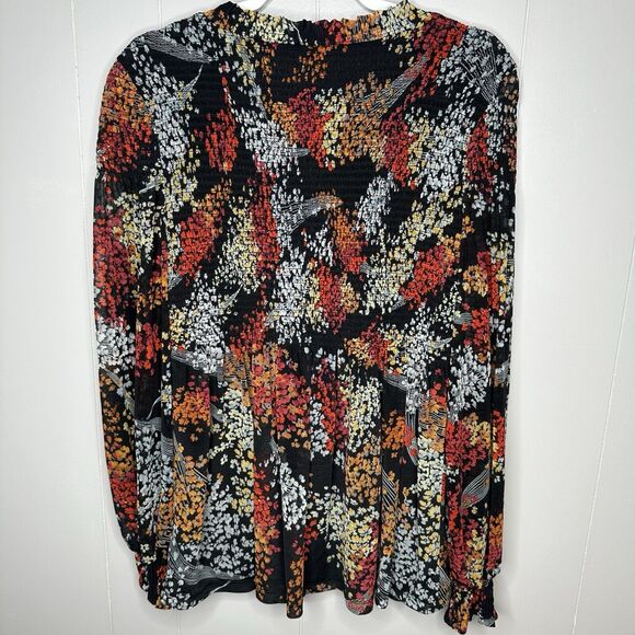 Anthropologie Akemi + Kin Adria Smocked Floral Blouse Size Large Black Splitneck - Picture 2 of 14